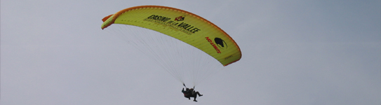 Parapendio biposto turistico in Valle d'Aosta